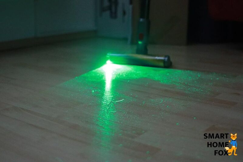 Der Laser der Fluffy im Hellen